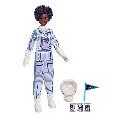 Barbie Astronauta, Muñeca afroamericana con traje, casco espacial y accesorios de juguete (Mattel GTW31)