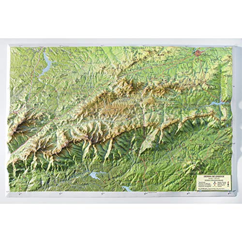 Mapa en relieve Sierra de Gredos. Escala 1:250.000, 45x32 cm