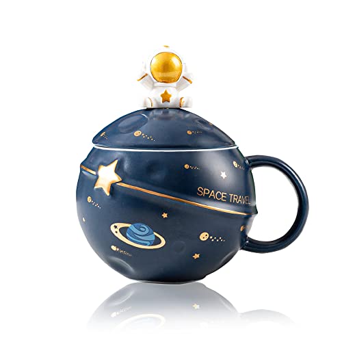 Yalucky Taza de astronauta kawaii Taza Planeta en relieve espacial Taza de café de cerámica linda Taza novedosa con tapa y cuchara para café, té y leche Regalo divertido cumpleaños (Azul oscuro)
